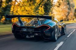 开云体育平台APP-法拉利翻盘迈凯伦，塞恩斯统治全场