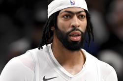 开云体育登录-独行侠击败快船，雄鹿胜老鹰