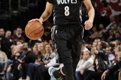 开云足球直播-公牛队新帅上任带来调整挑战