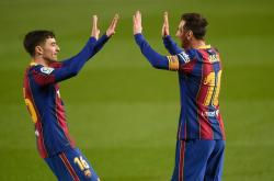 开云体育下载-皇马绝杀马德里竞技，佩德里制霸全场