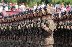 开云体育中国-从摩纳哥到迈阿密，当稳稳拿下的智慧遇见关键接管的艺术