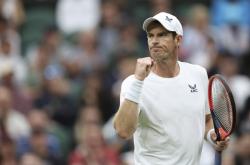 开云体育在线-澳大利亚网球队轻取西班牙网球队，穆雷完成帽子戏法