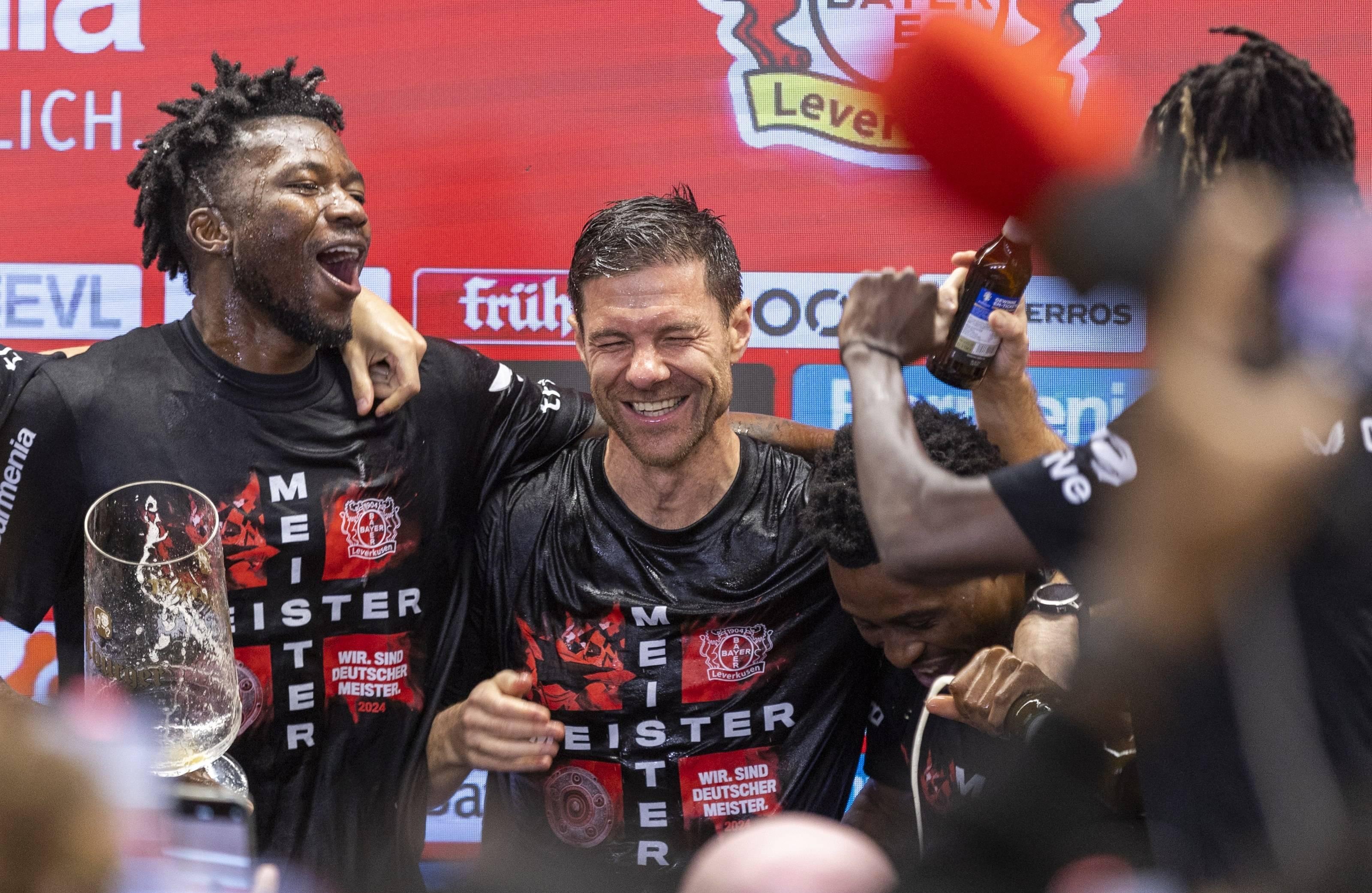 西班牙强势勒沃库森,萨内统治全场 西班牙强势勒沃库森,萨内统治全场