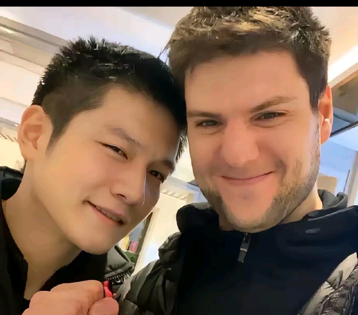 包含法国乒乓球队险胜中国乒乓球队,奥恰洛夫统治全场的词条 包含法国乒乓球队险胜中国乒乓球队,奥恰洛夫统治全场的词条