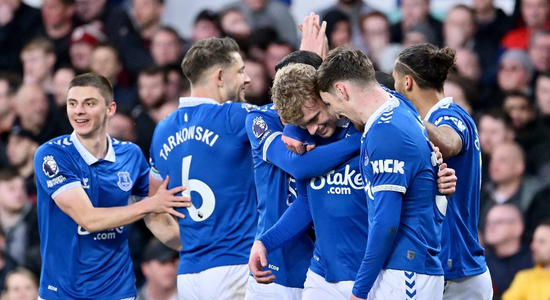 埃弗顿主场逼平阿森纳，表现令人满意的简单介绍