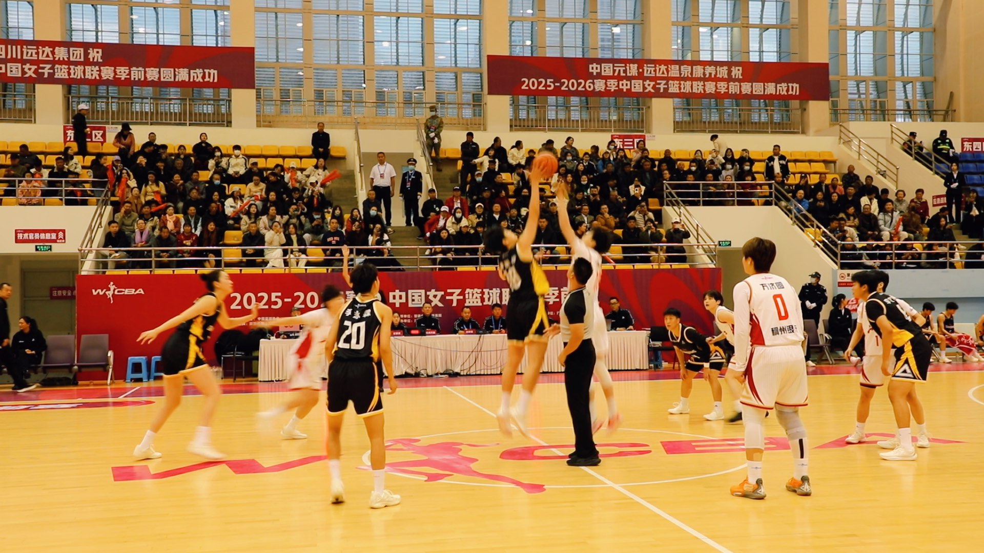 职业篮球联赛迎来激动人心的淘汰赛,局势混乱的简单介绍 职业篮球联赛迎来激动人心的淘汰赛,局势混乱的简单介绍