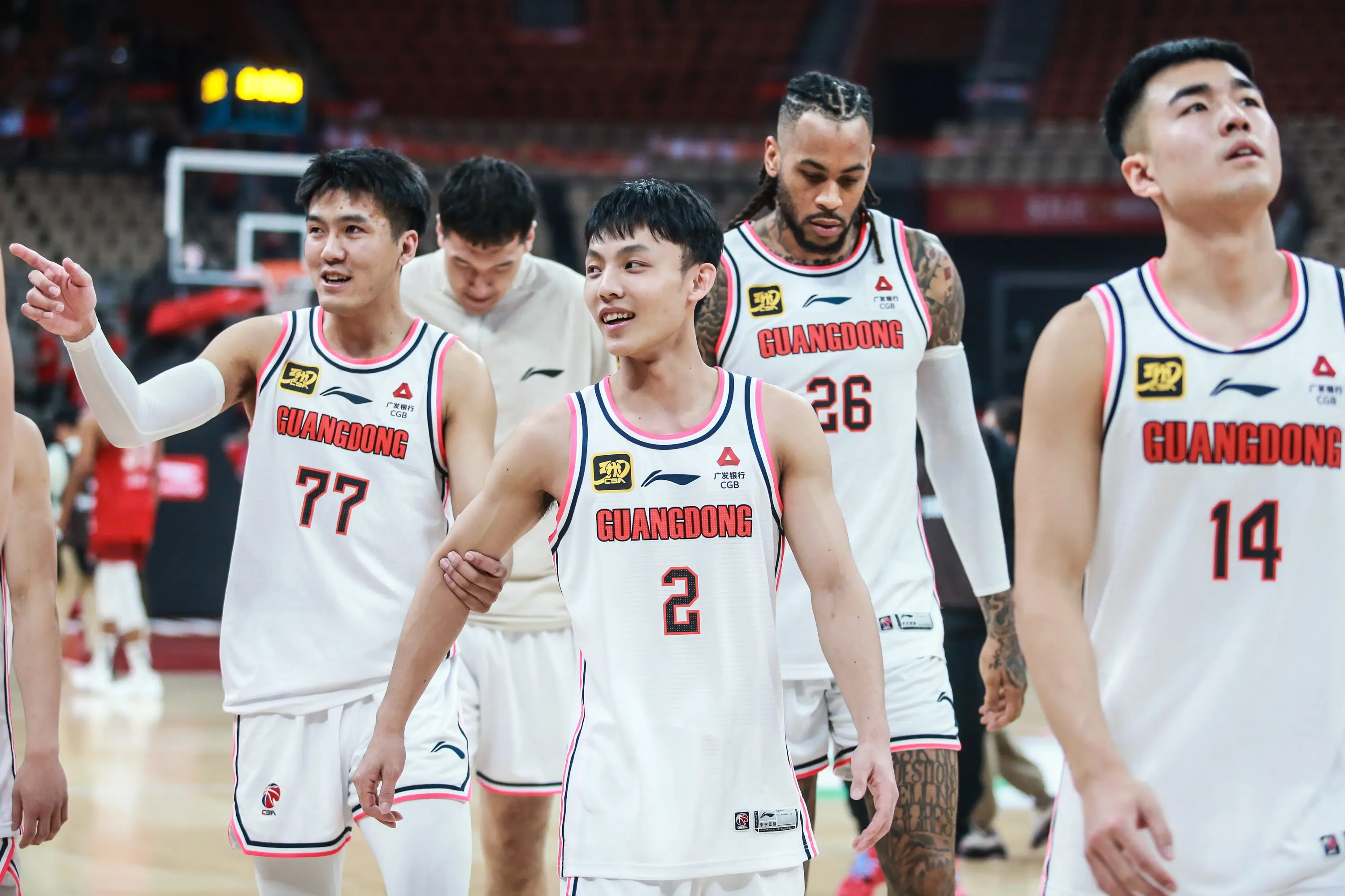 无后悔广东队战胜广东铁人队