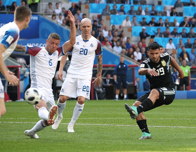 冰岛大胜,小组出线机会加大 冰岛大胜,小组出线机会加大