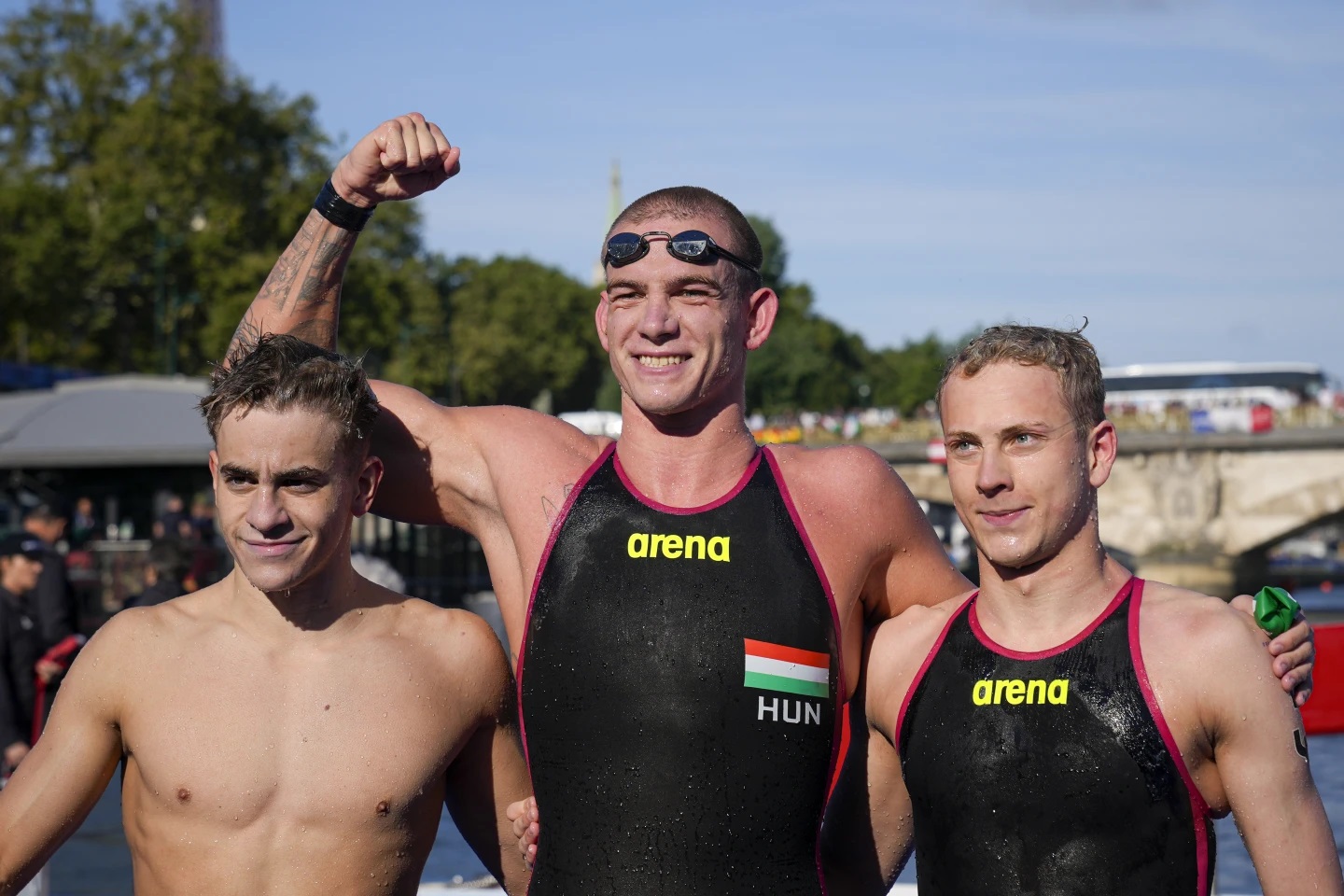 匈牙利体操选手优雅表现，赢得掌声