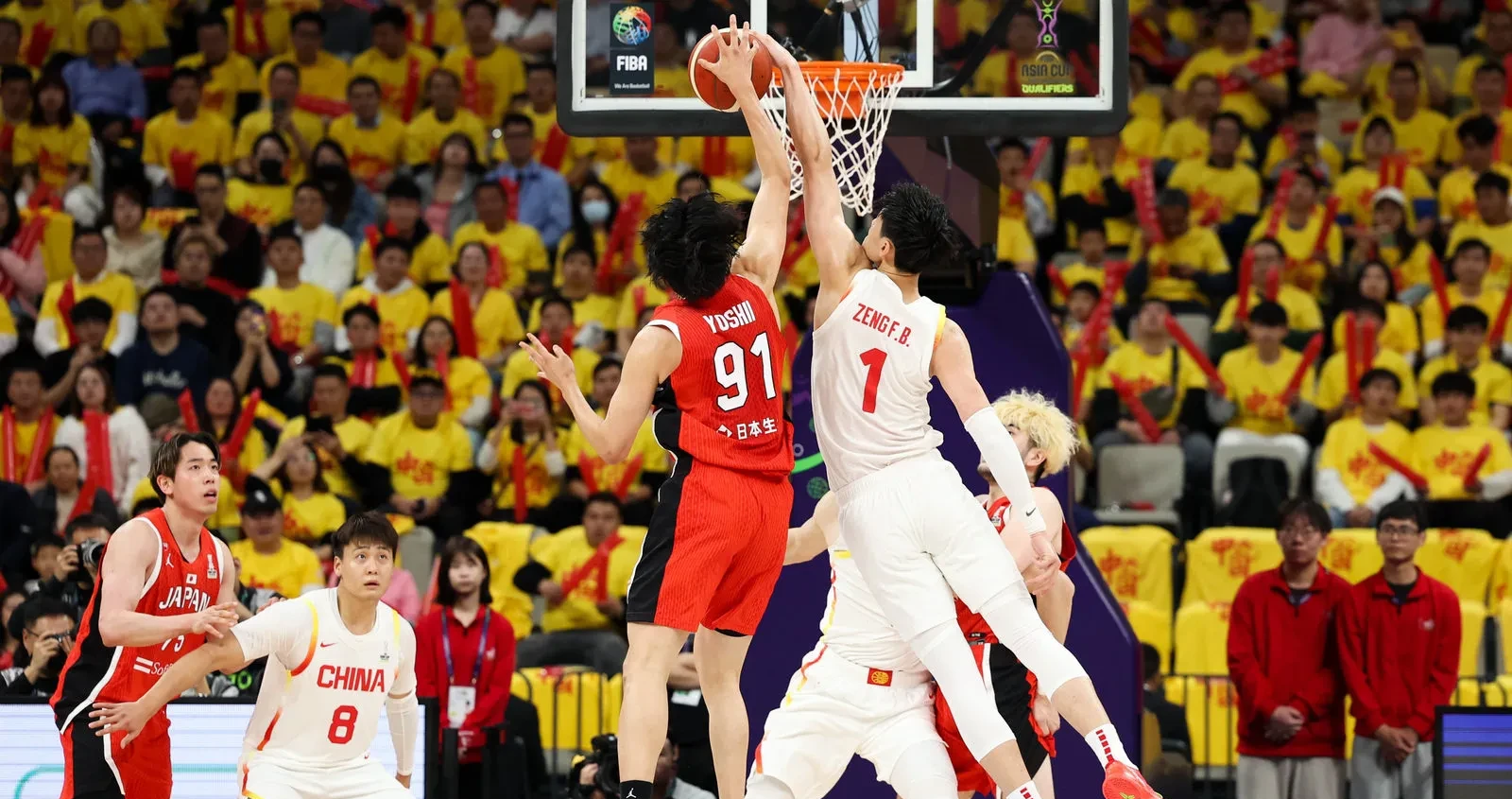 篮网队全队合力作战，击败实力对手