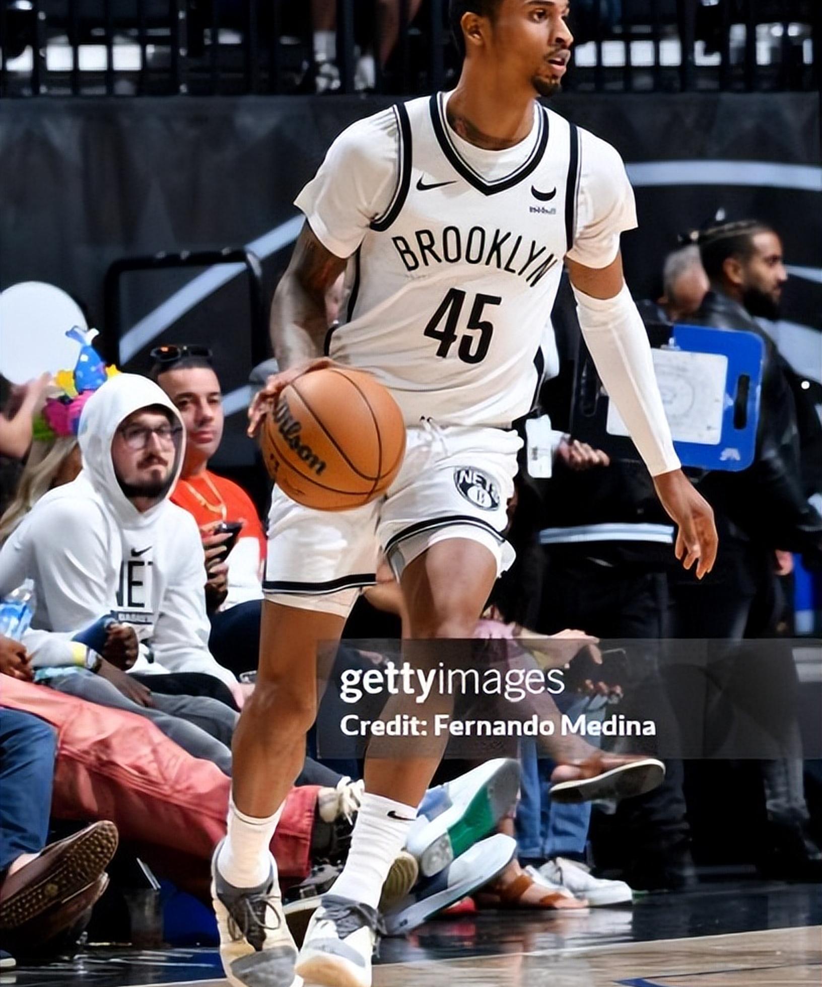 阿根廷男篮翻盘独行侠，波尔津吉斯打破历史纪录的简单介绍