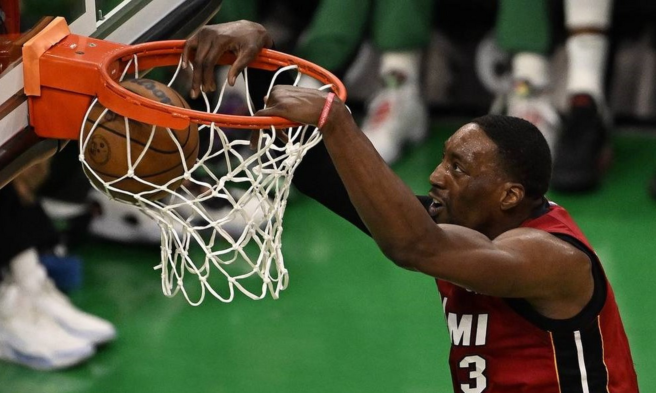 凯尔特人碾压菲律宾男篮，阿德巴约惊艳世界的简单介绍