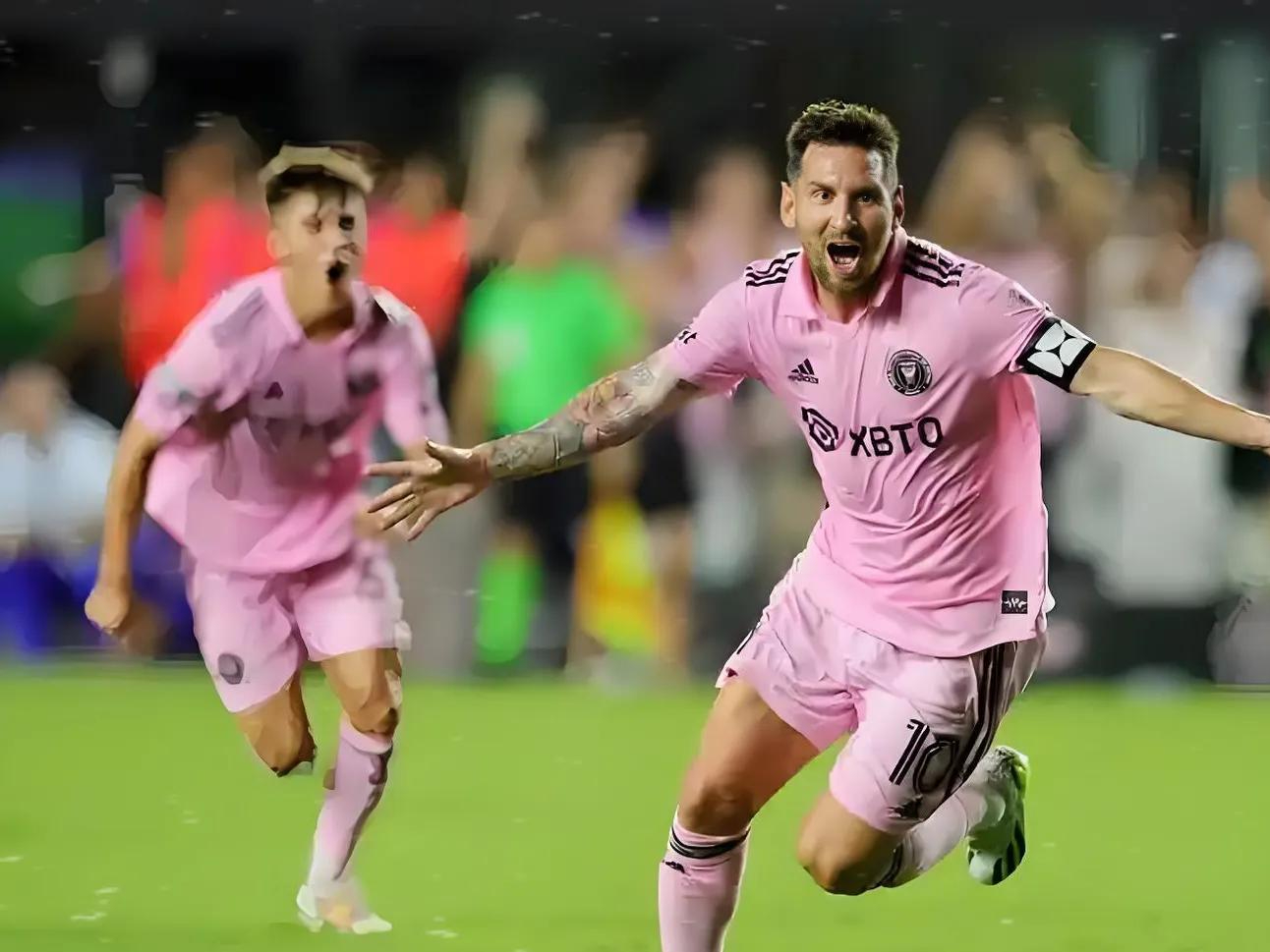 包含墨西哥爆冷英格兰，苏亚雷斯制霸全场的词条