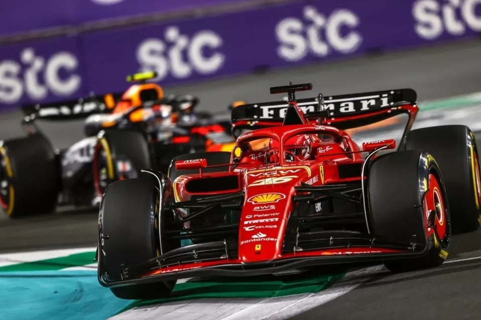 梅赛德斯轻取红牛车队，勒克莱尔惊艳四座的简单介绍