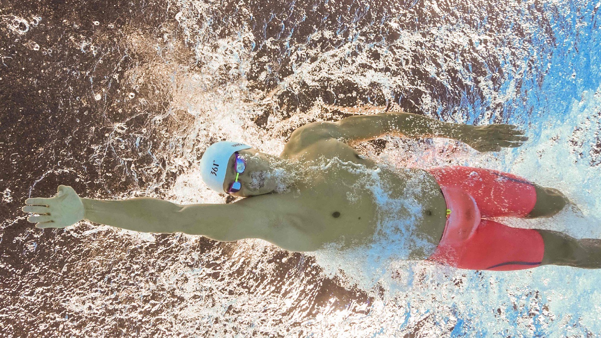 奥运周期关键战,奥斯梅恩接管比赛,贝蒂斯完胜阿尔及利亚背后的战术密码